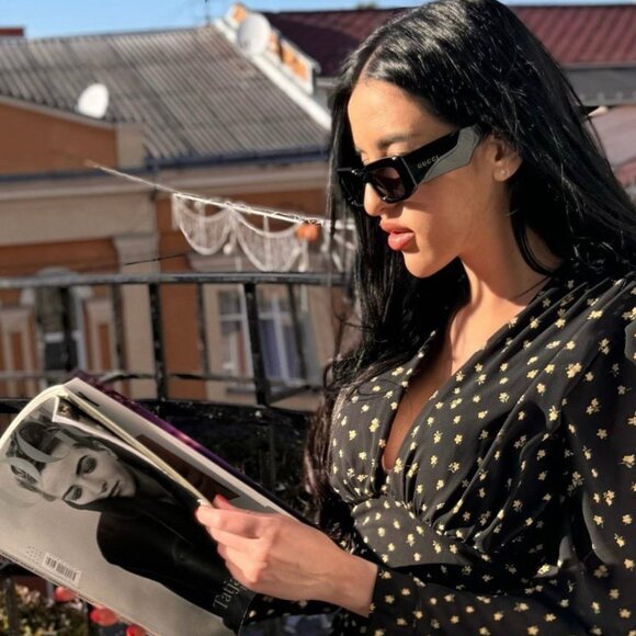 Gucci GG1426S 007 Square Sunglasses - Transparent Yellow with GG Pattern - Picture 3 of 9